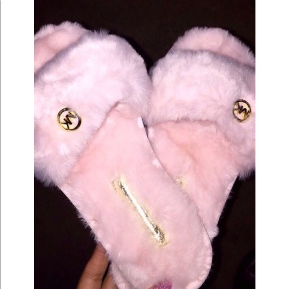 mk slides pink